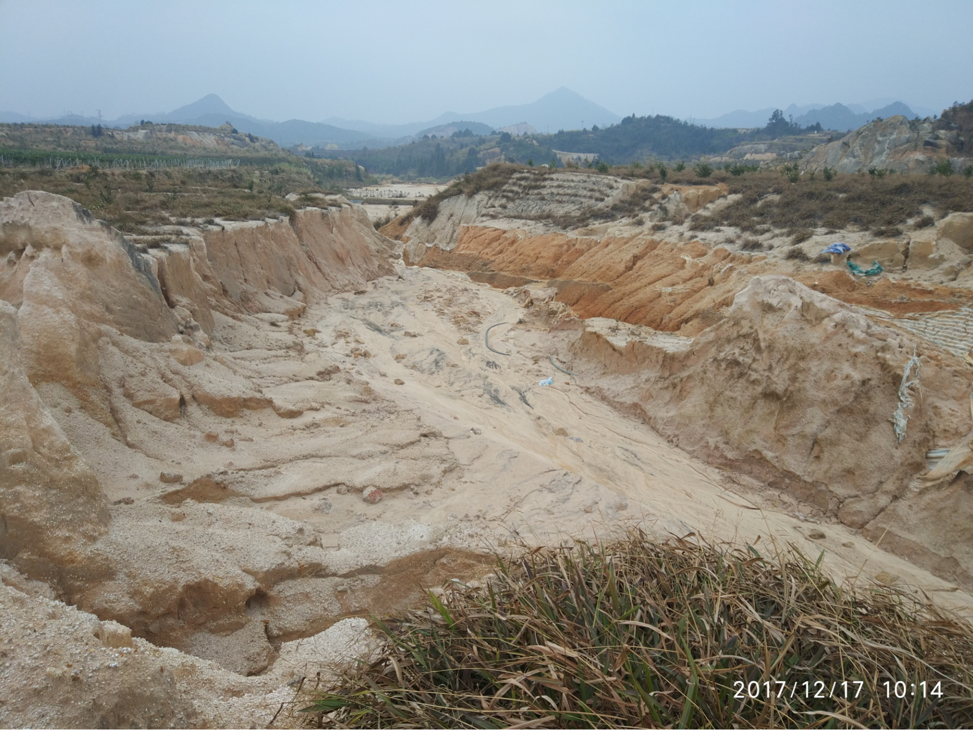 生态包袱转化为生态价值，江西寻乌治理废弃矿山盘活土地资源